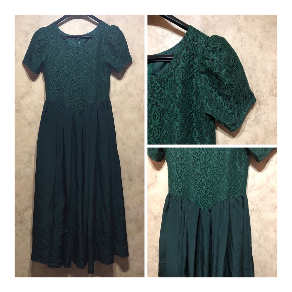 Vintage cottagecore Emerald Green Dress